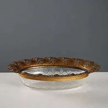 Centrotavola ovale in vetro molato e bordo in bronzo, '900