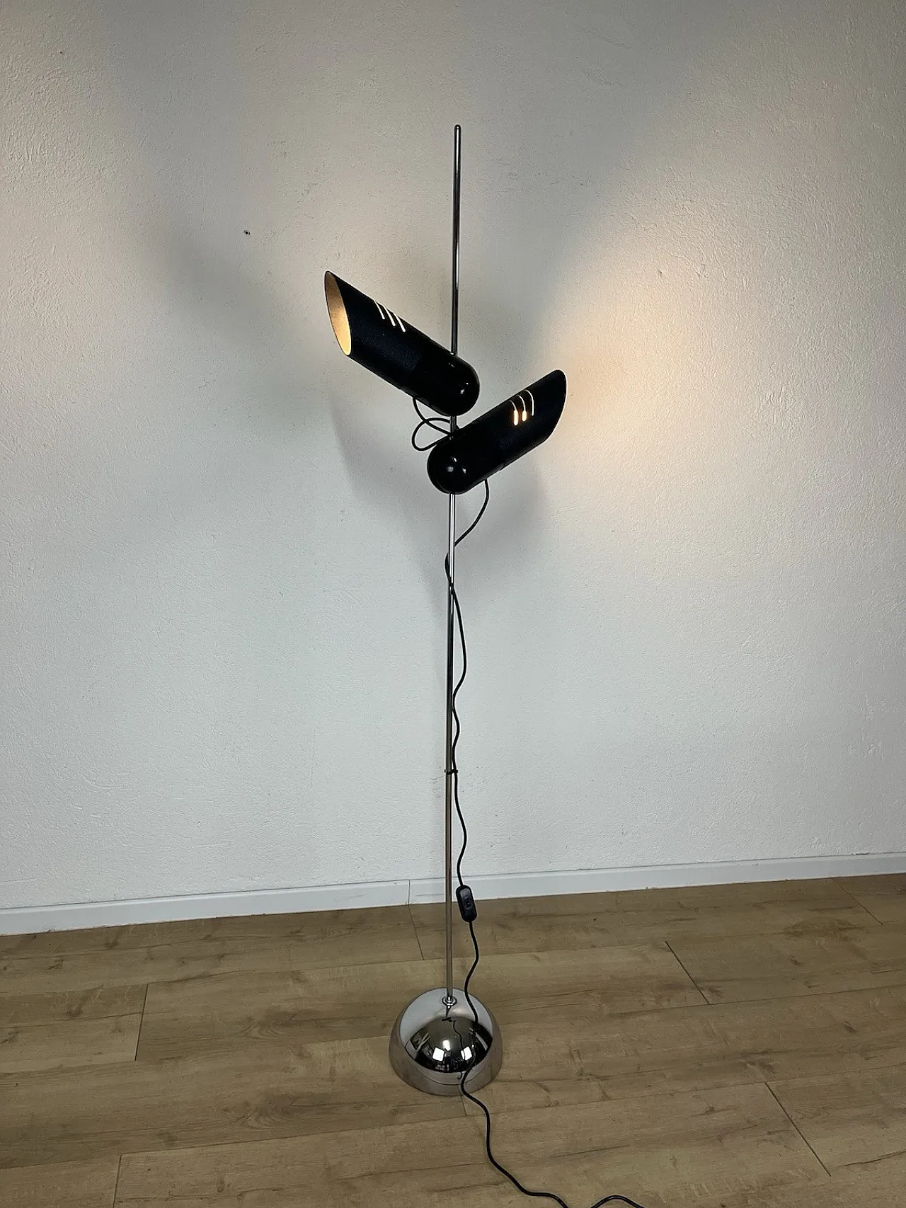 Galdino floor lamp by Carlo Urbinati for Harvey Guzzini, 1970s 1