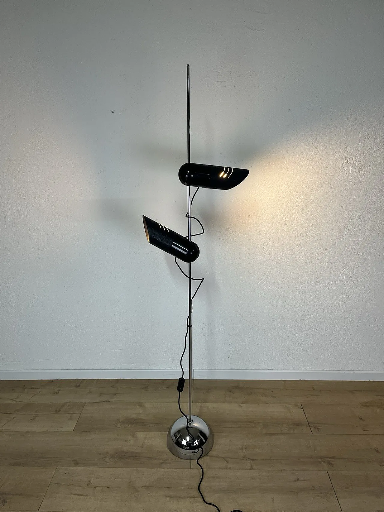 Galdino floor lamp by Carlo Urbinati for Harvey Guzzini, 1970s 4