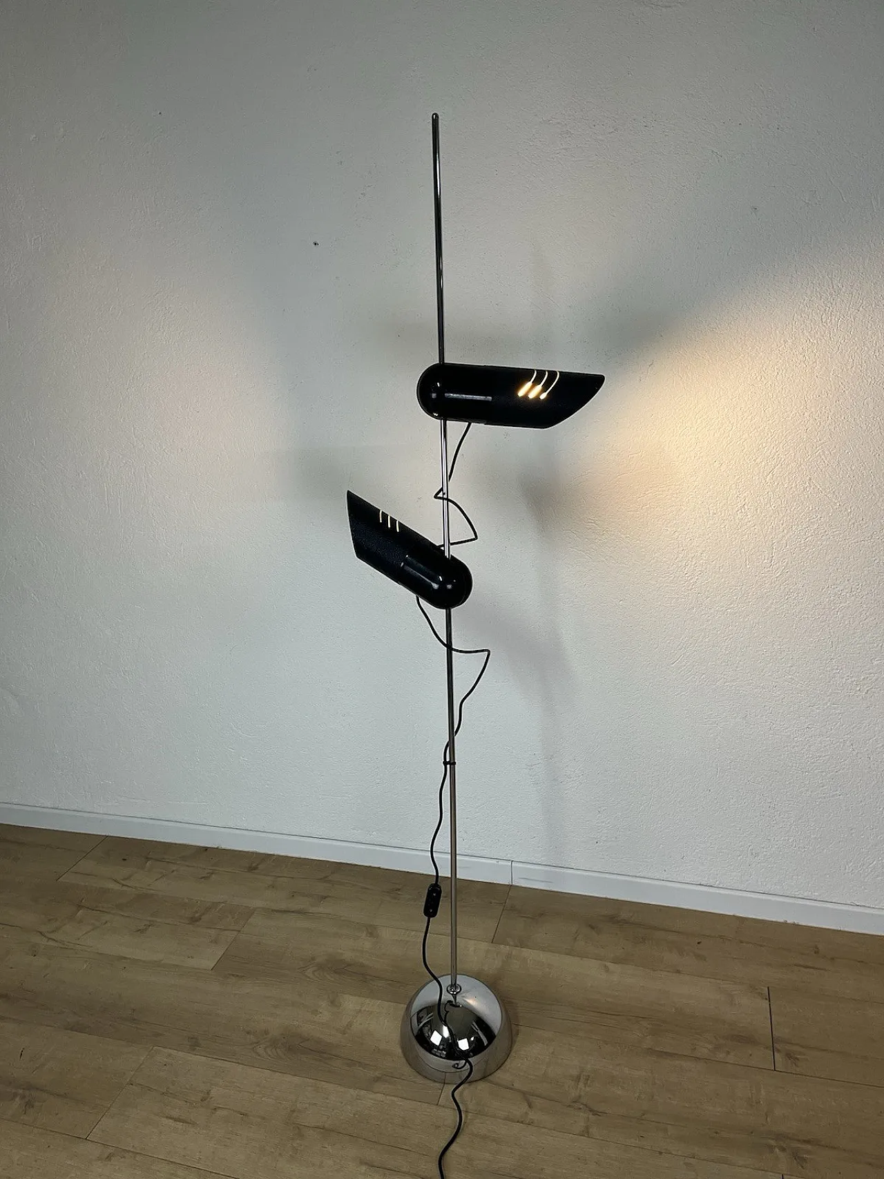 Galdino floor lamp by Carlo Urbinati for Harvey Guzzini, 1970s 5