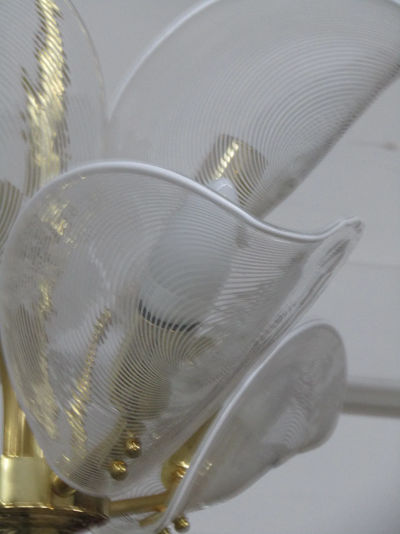 Chandelier with Murano leaves by Franco Luce, 90s 3