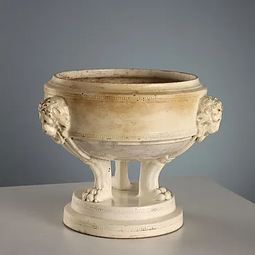 Zuppiera treppiede in stile neoclassico in terracotta, '800