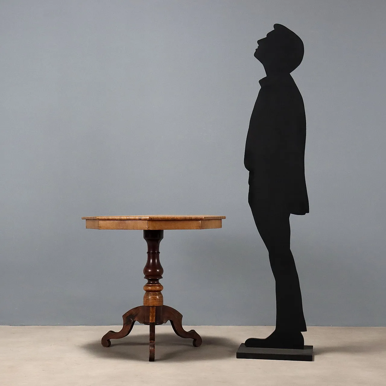 Tavolino in noce, fine '800 2