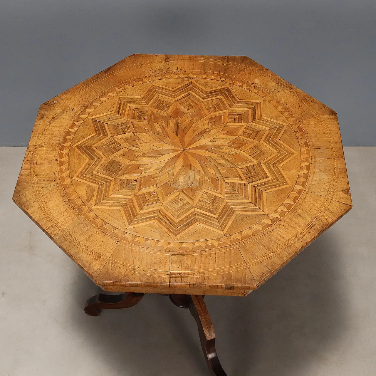 Tavolino in noce, fine '800 3