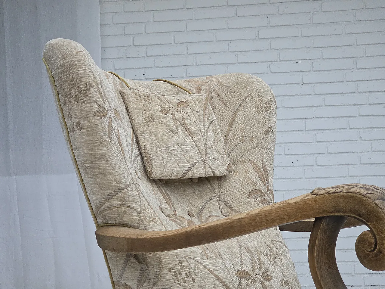 Poltrona danese beige/marrone, legno di rovere, anni '60 4