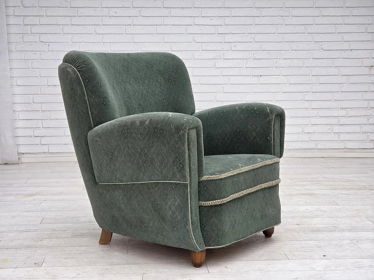 Poltrona danese in lana verde chiaro quercia, anni '60 2