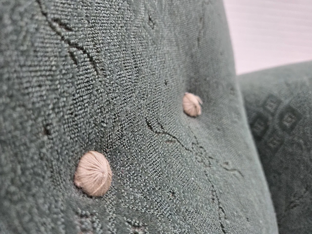 Poltrona danese in lana verde chiaro quercia, anni '60 10