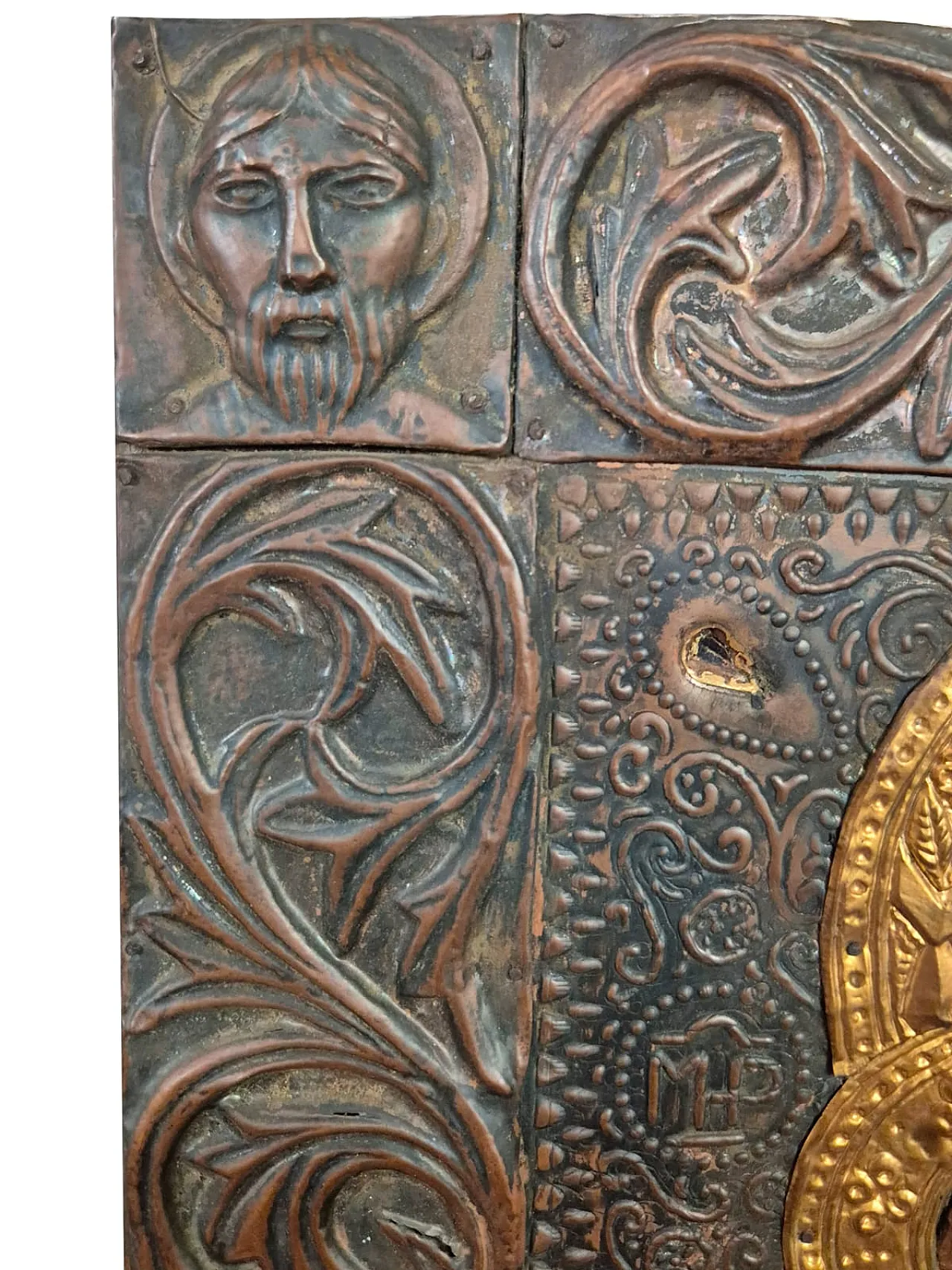 Icona sacra Madonna col Bambino in metallo sbalzato e inserti ceramici 15