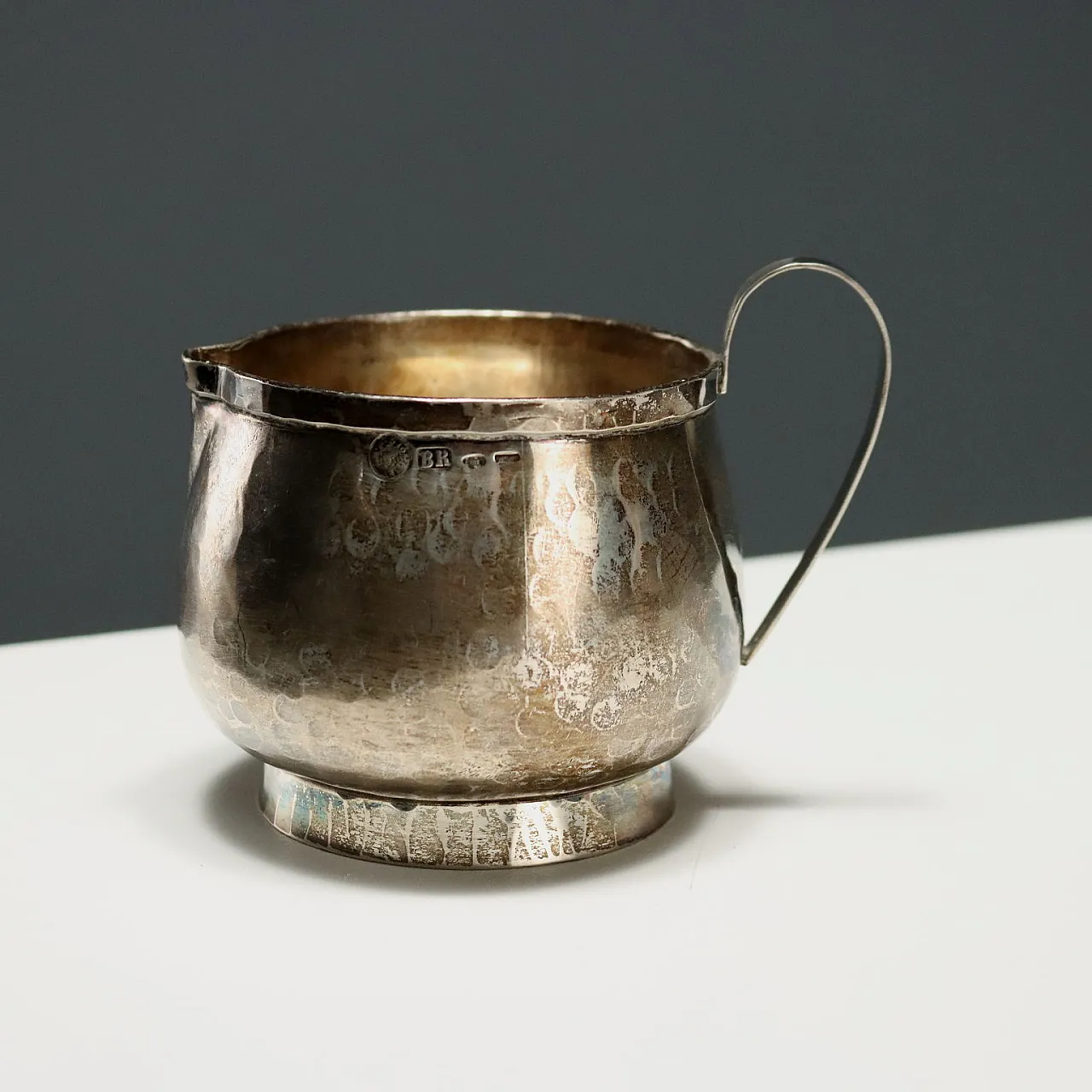Brocca per il latte in argento forgiato a mano, '900 7