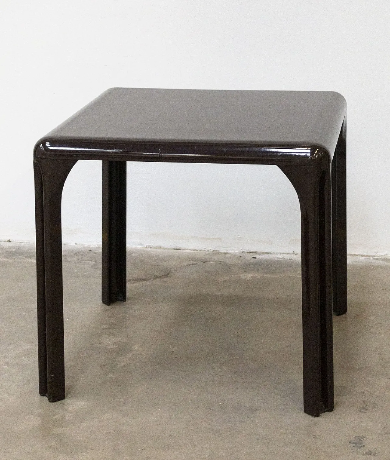 Tavolo Stadio 80-ARA di Vico Magistretti per Artemide, anni '60 2