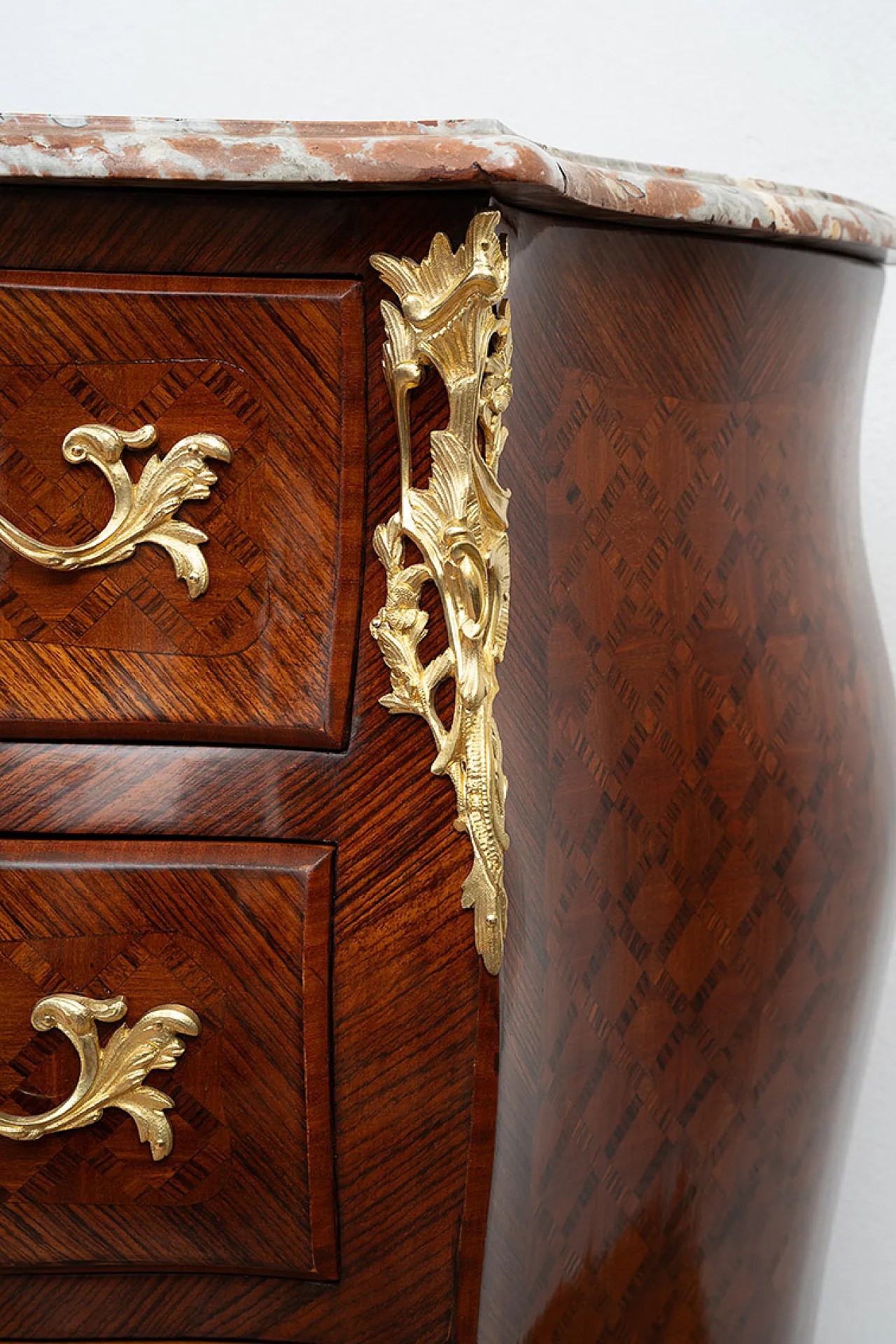 Napoleon III chest of drawers in precious exotic woods, 19th century 4