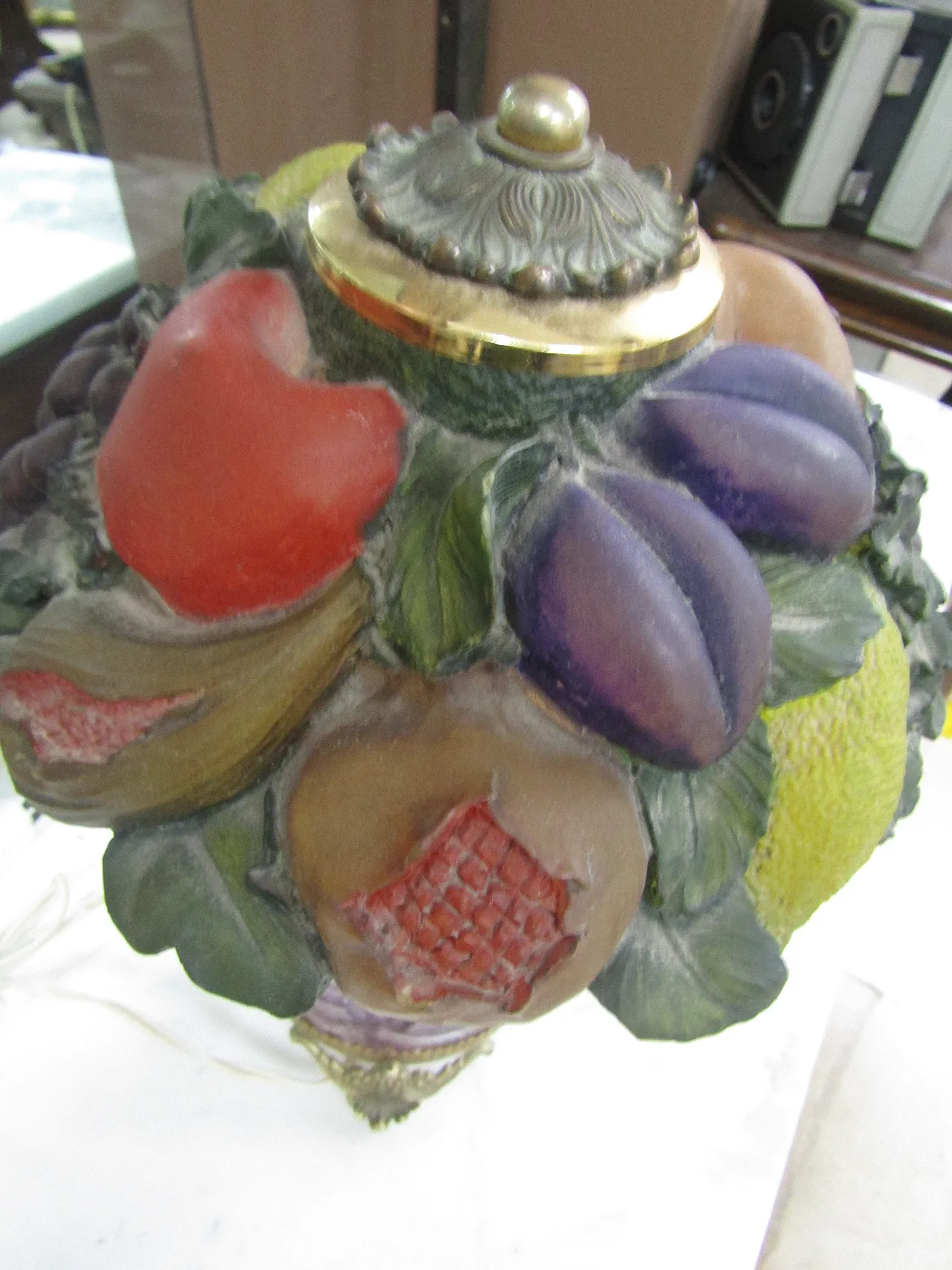 Table lamp in bohemian crystal and resin lampshade, 90s 3