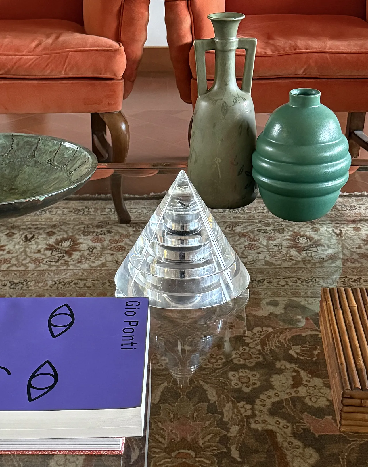 Space age lucite conical smoking set, Italy 1970 3