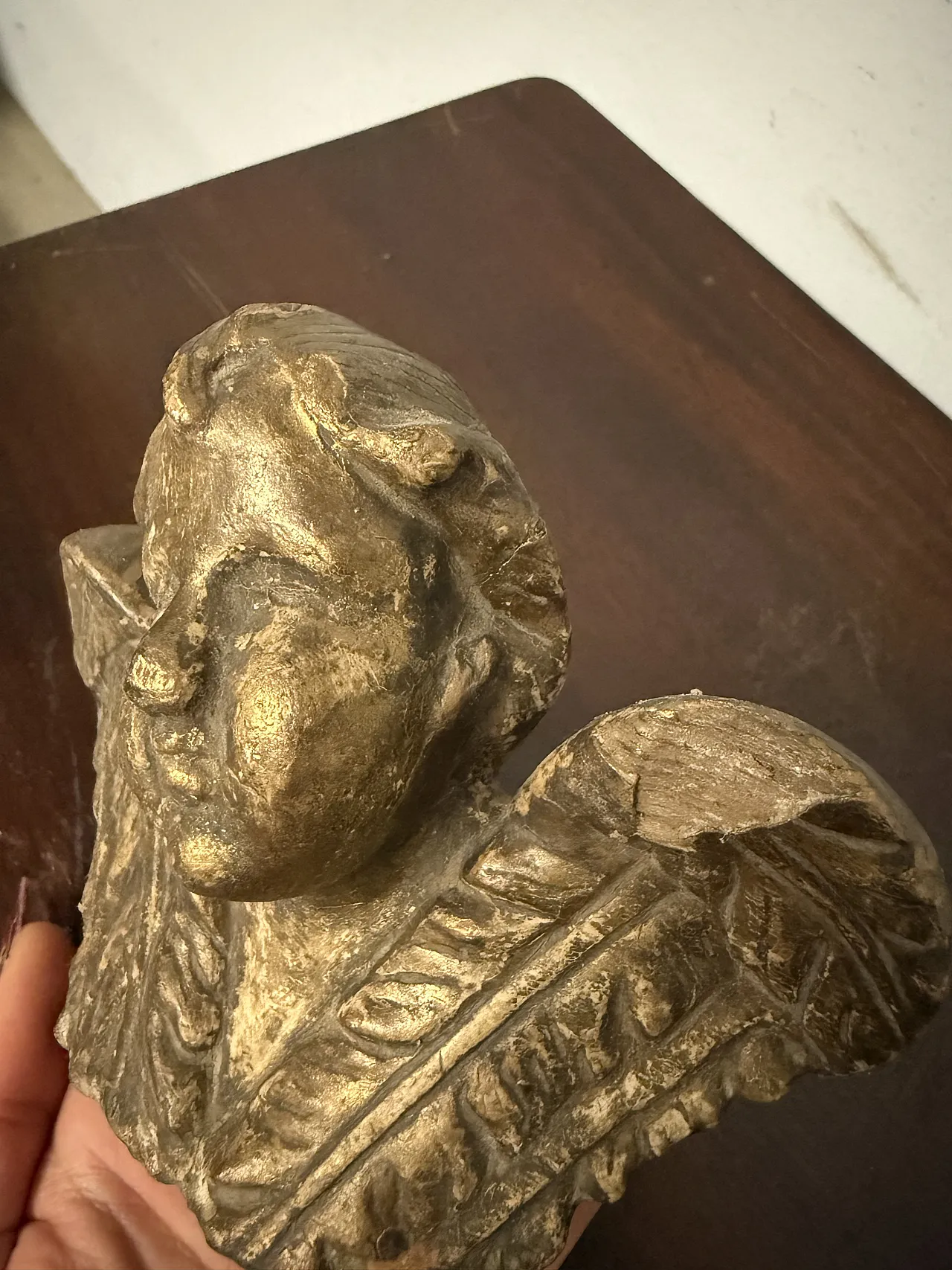 Golden angel sculpture fragment, 17th century 5