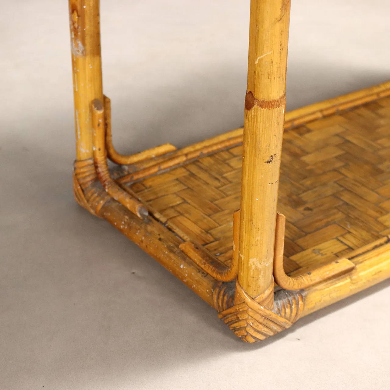 Bookcase with bamboo frame and four wicker shelves, 20th century 5