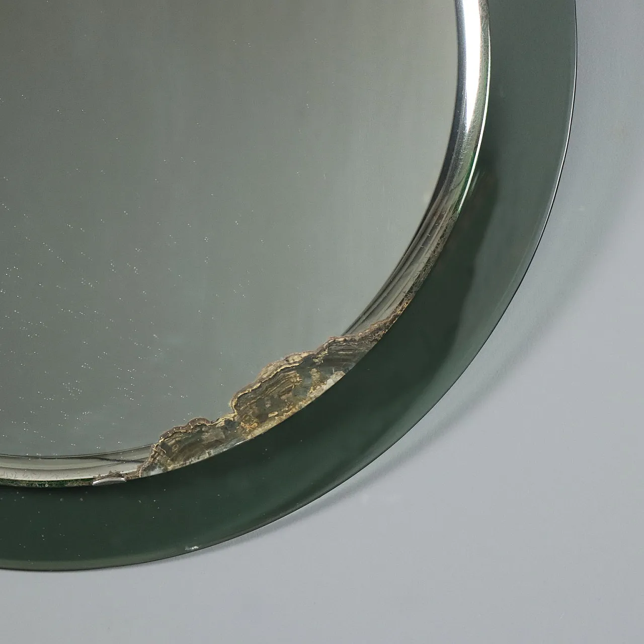 Specchio circolare con cornice in vetro fumé, '900 4