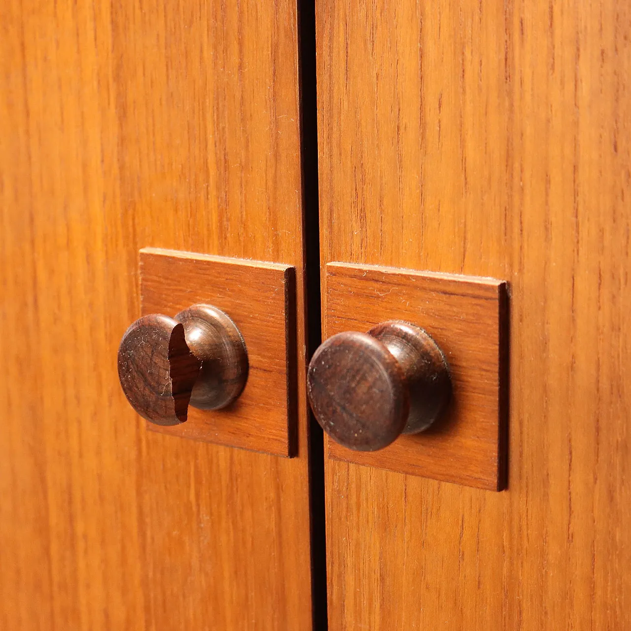 Mobile contenitore impiallacciato teak, '900 7