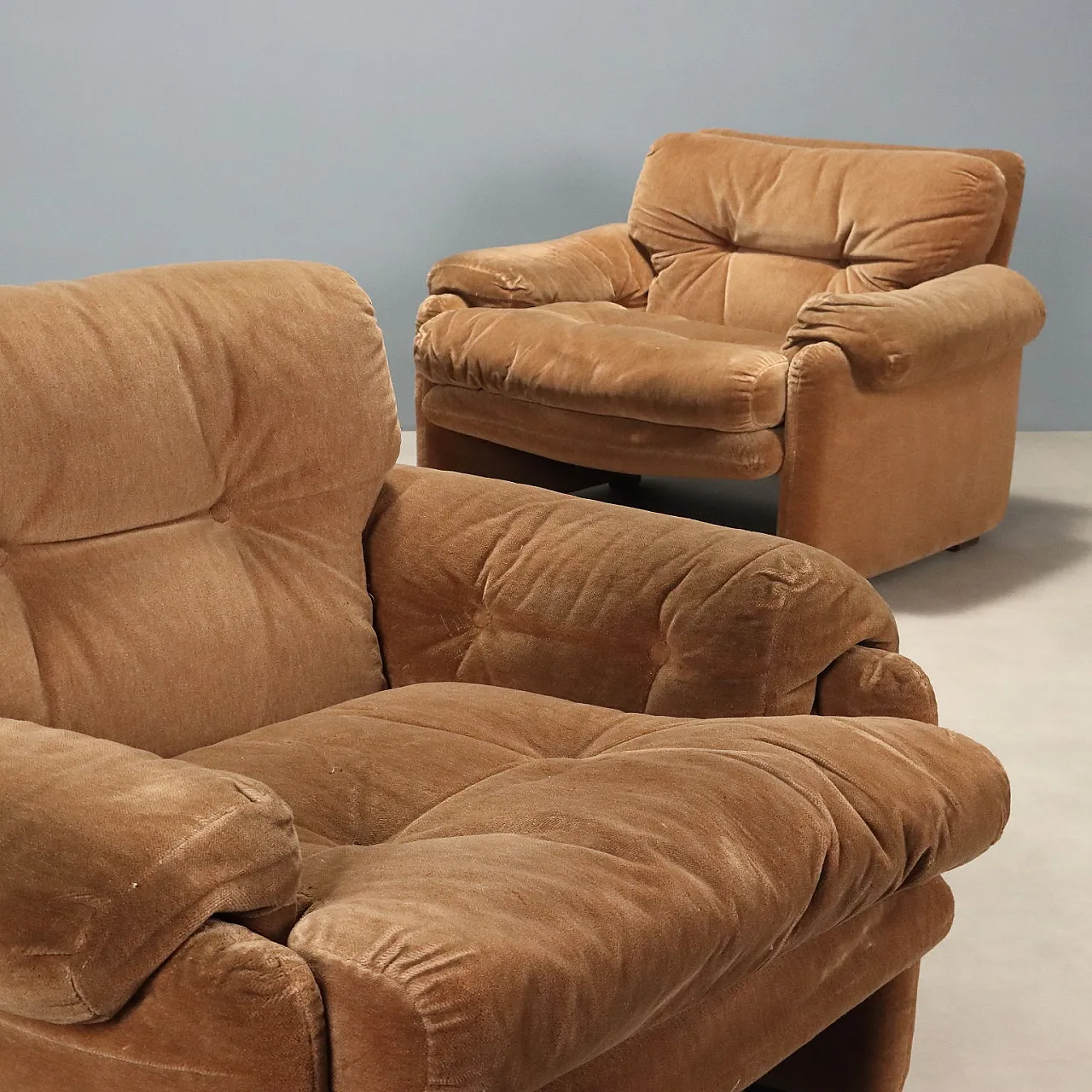 Pair of Scarpa armchairs in foam and fabric, 20th century 3