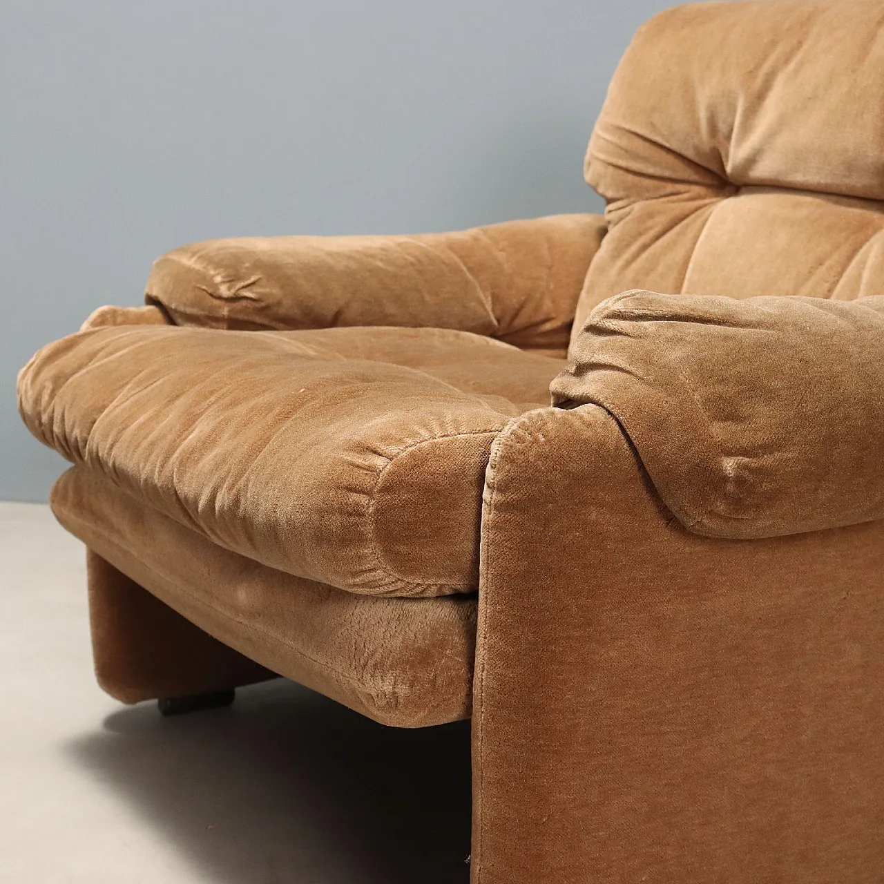 Pair of Scarpa armchairs in foam and fabric, 20th century 5
