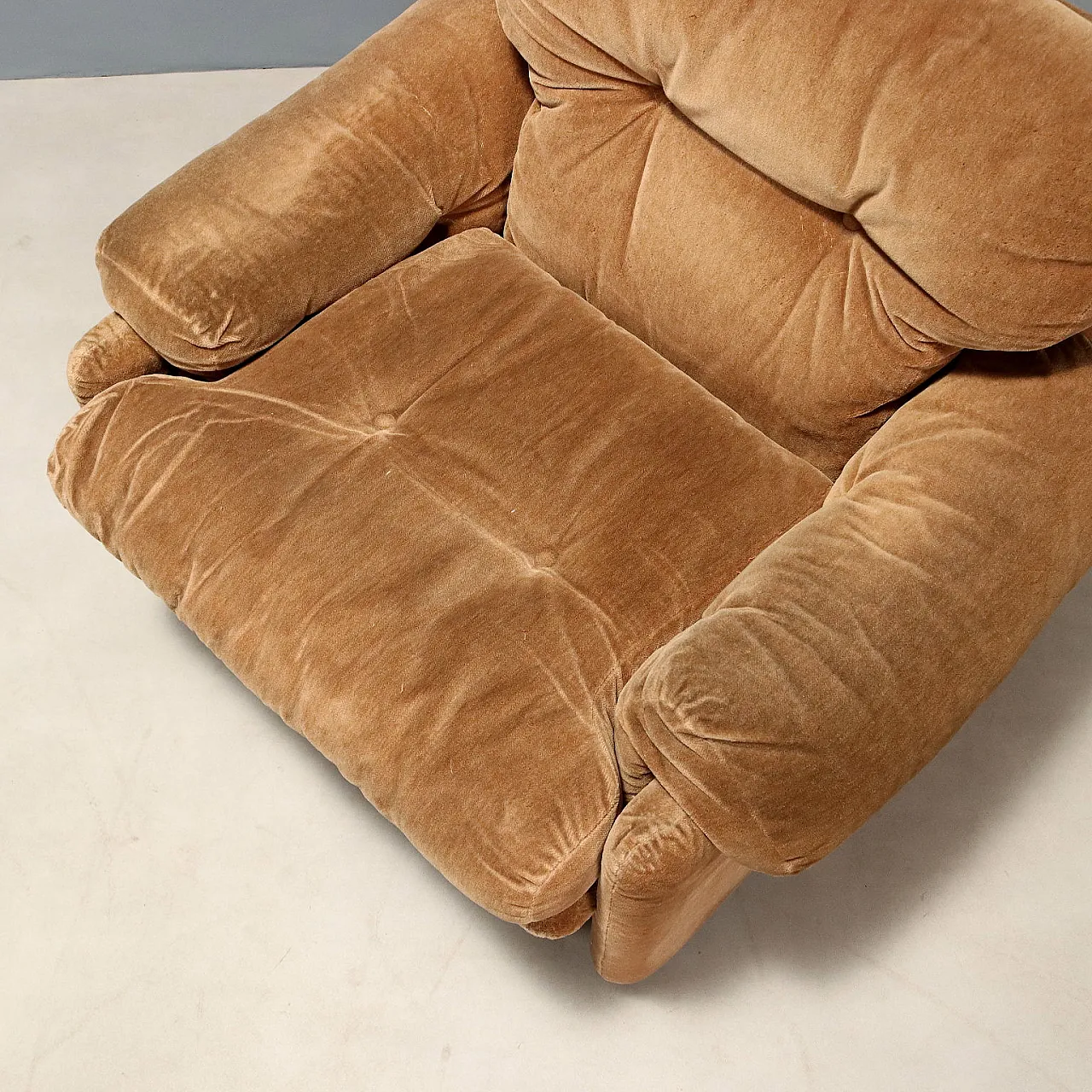 Pair of Scarpa armchairs in foam and fabric, 20th century 7