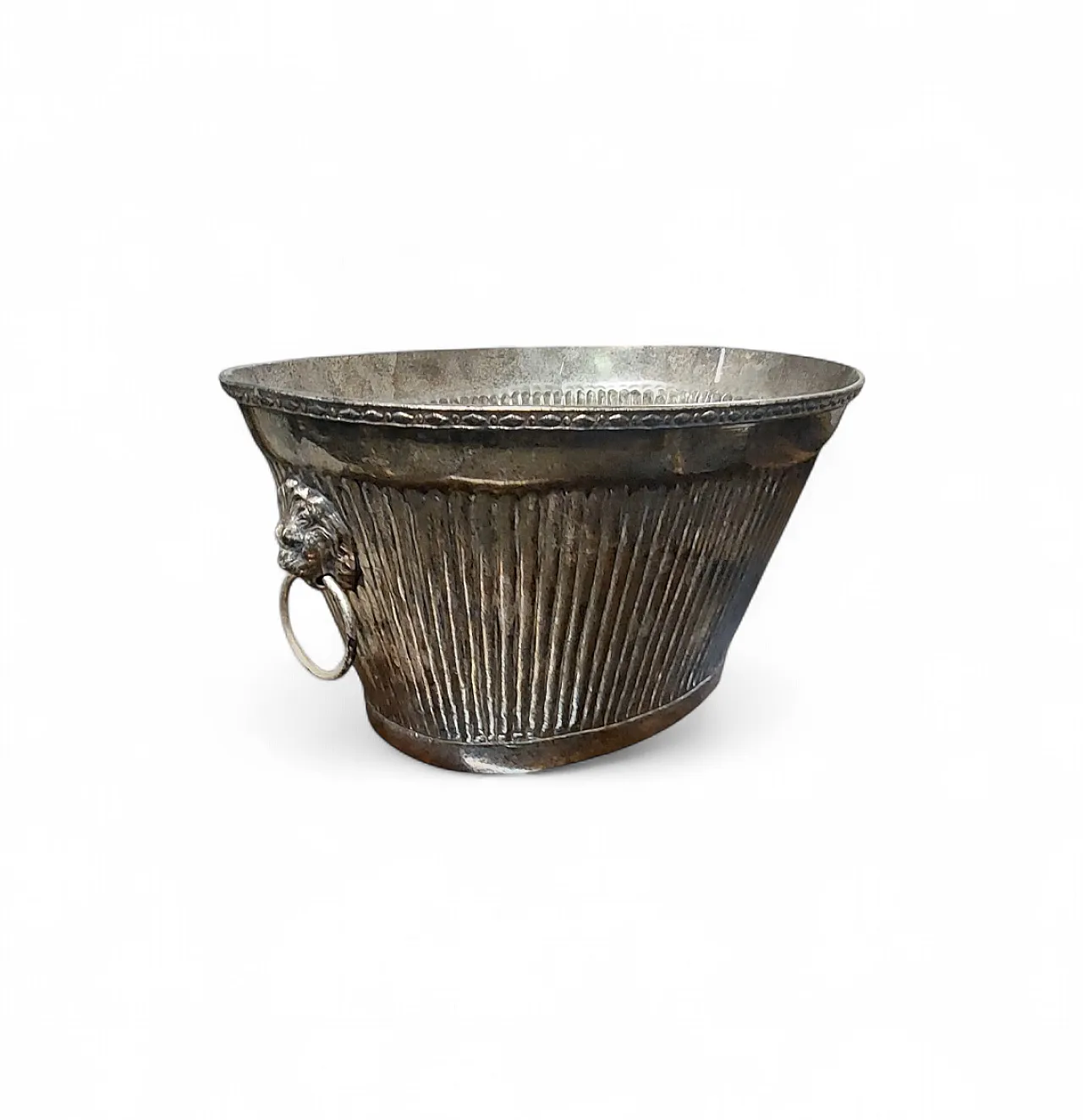 Ice bucket with lion-shaped handles, 20th century 11