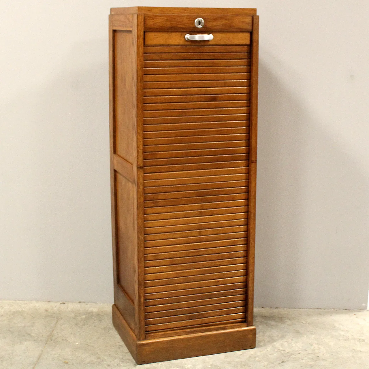 Filing cabinet with oak archive filing shutter, early 1900s 1