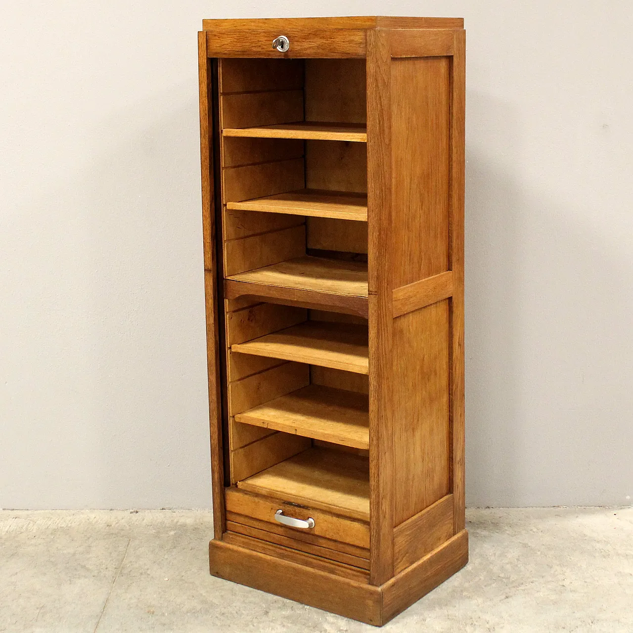 Filing cabinet with oak archive filing shutter, early 1900s 6