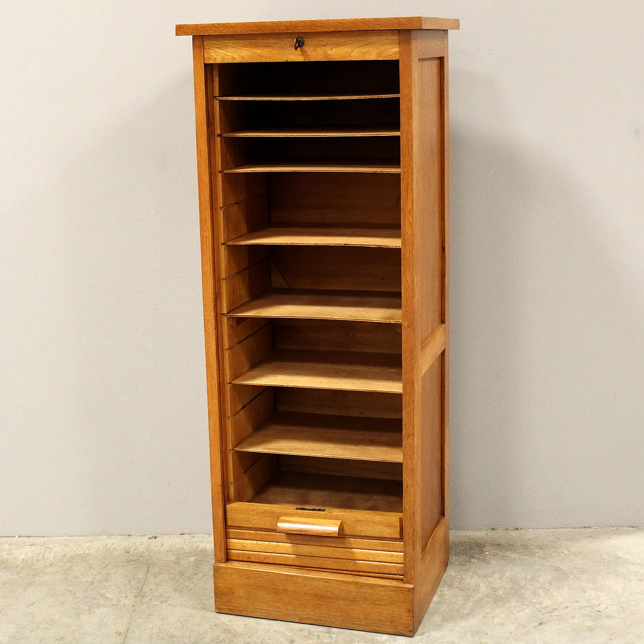 Filing cabinet with oak archive filing shutter, early 1900s 6