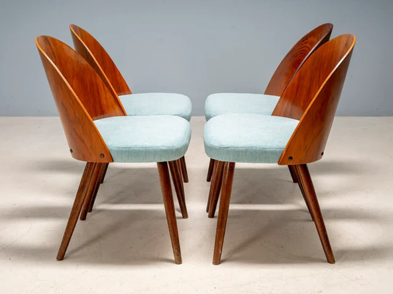 4 Sedie Antonín Šuman, anni '60 9