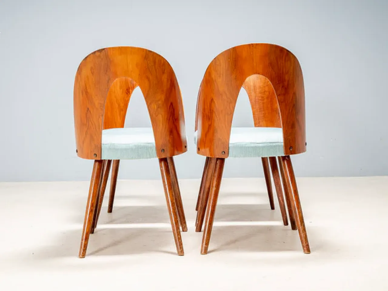 4 Sedie Antonín Šuman, anni '60 10