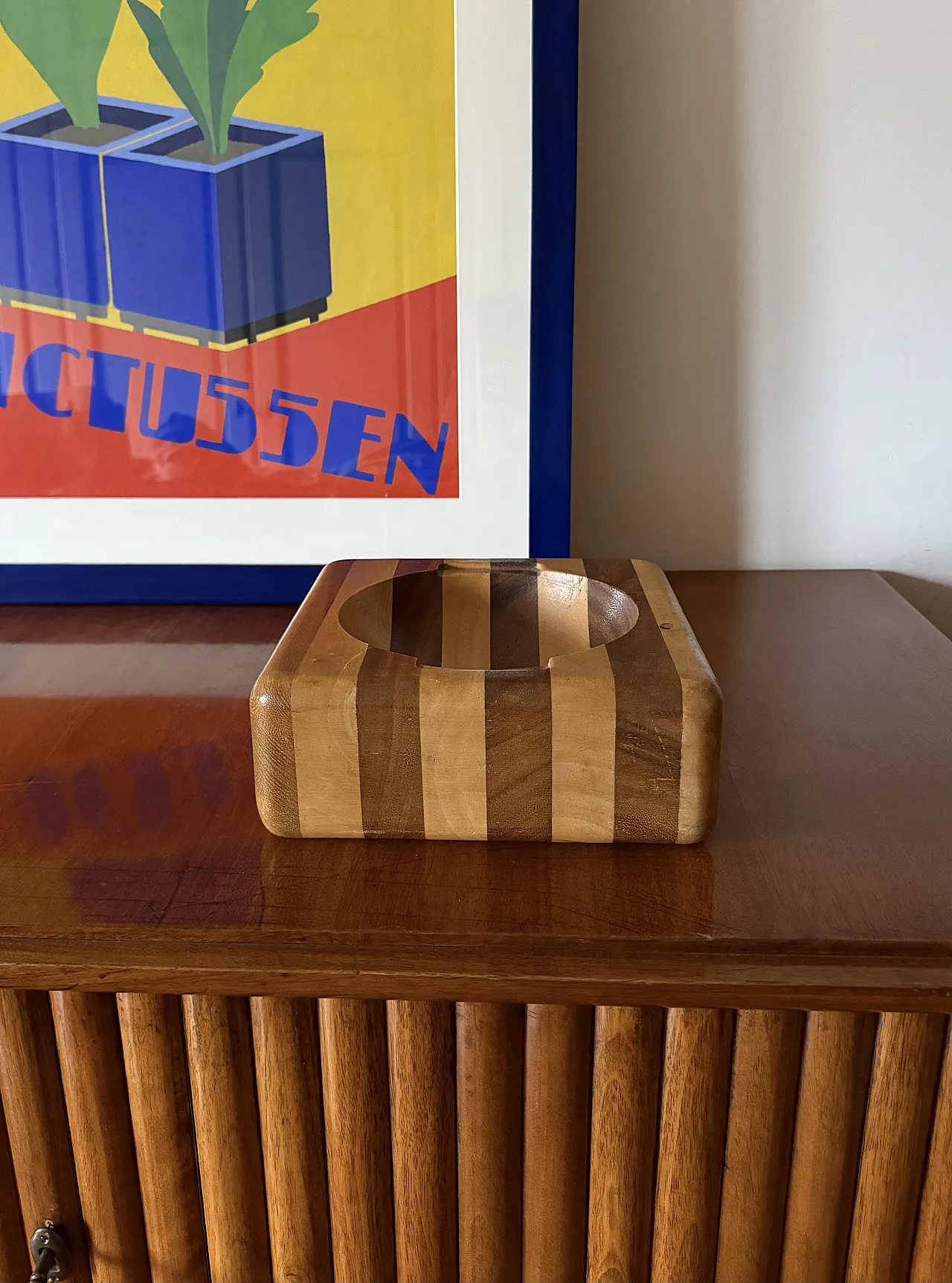 Midcentury wooden bowl, Italy, circa 1970 4