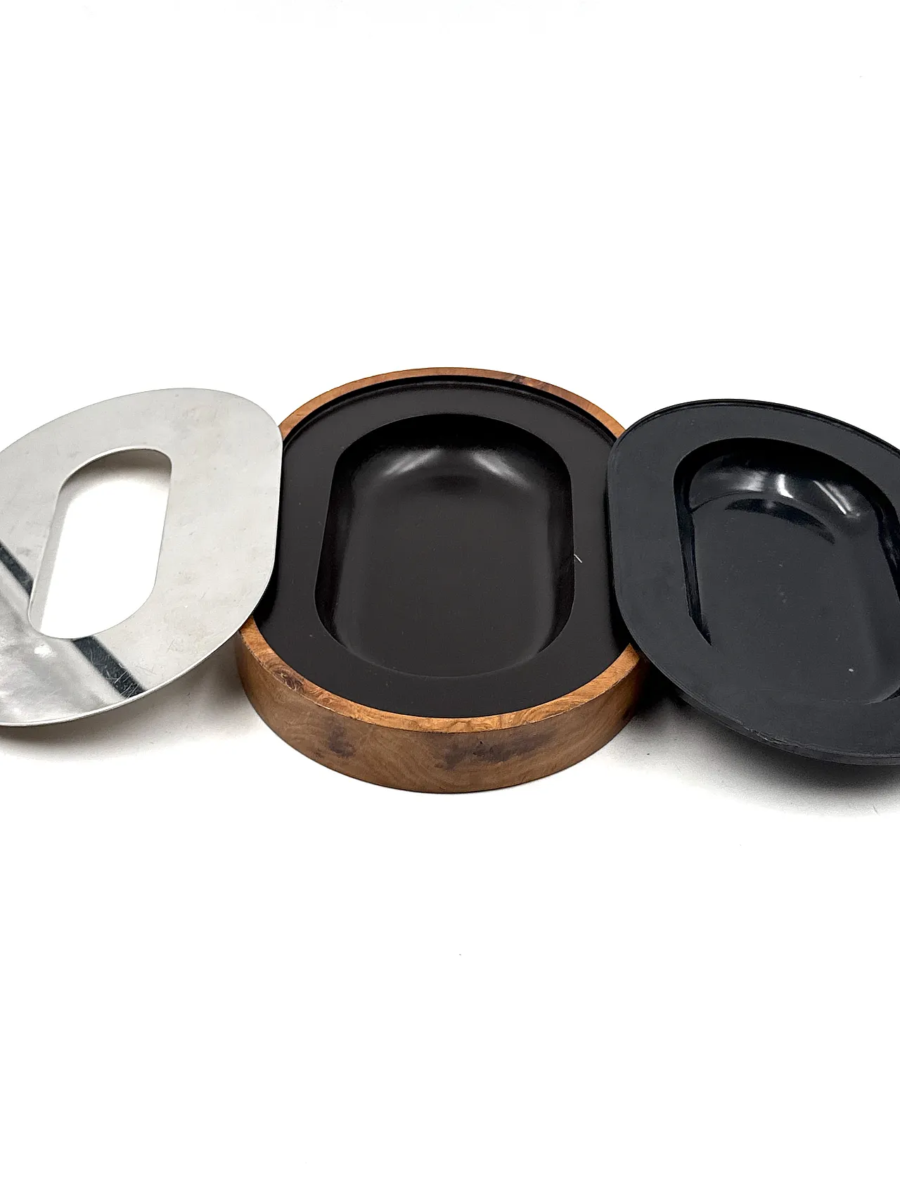 Midcentury Italian olive wood ashtray, circa 1970 16