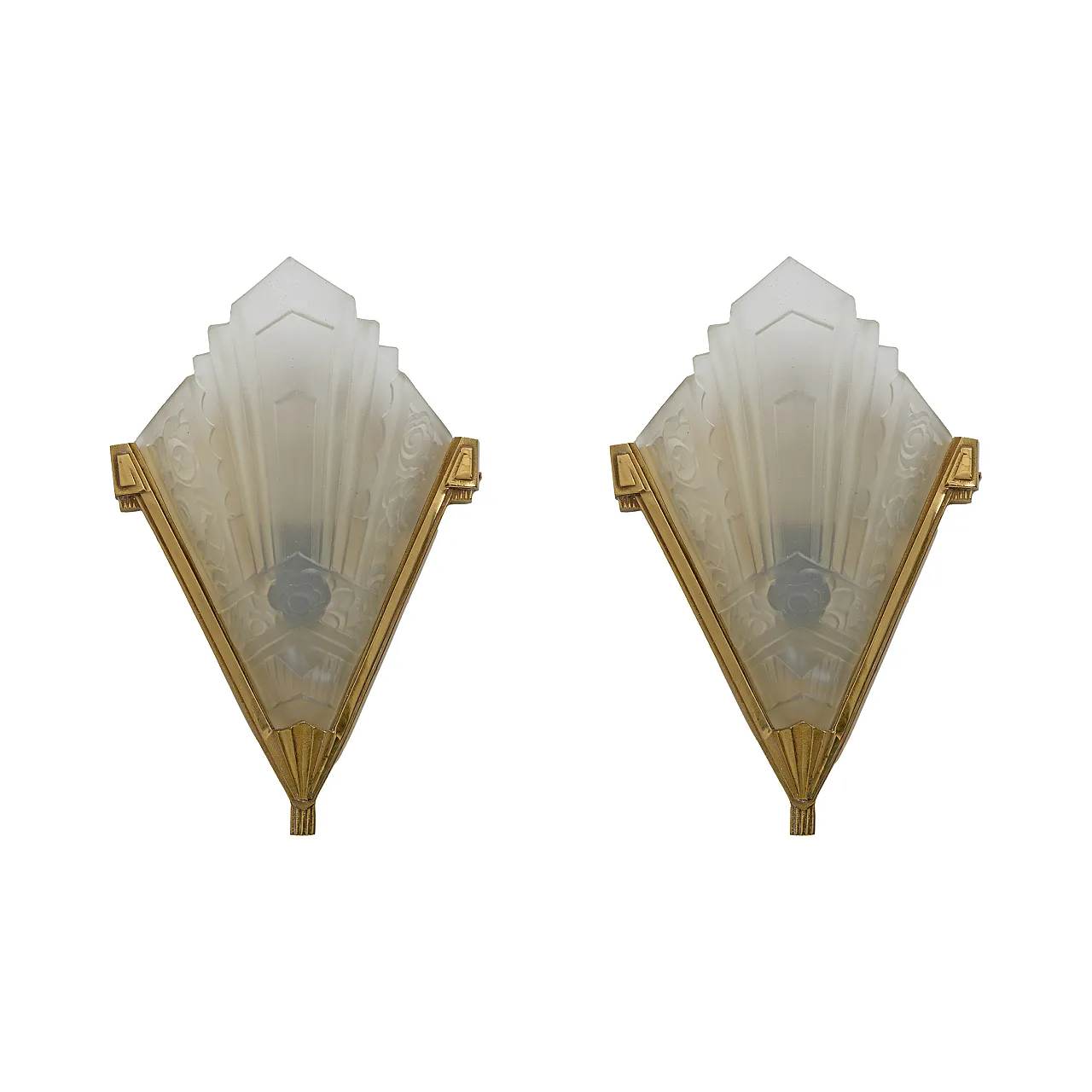 4 Art Deco lamps in pressed glass and brass, 1930s 10