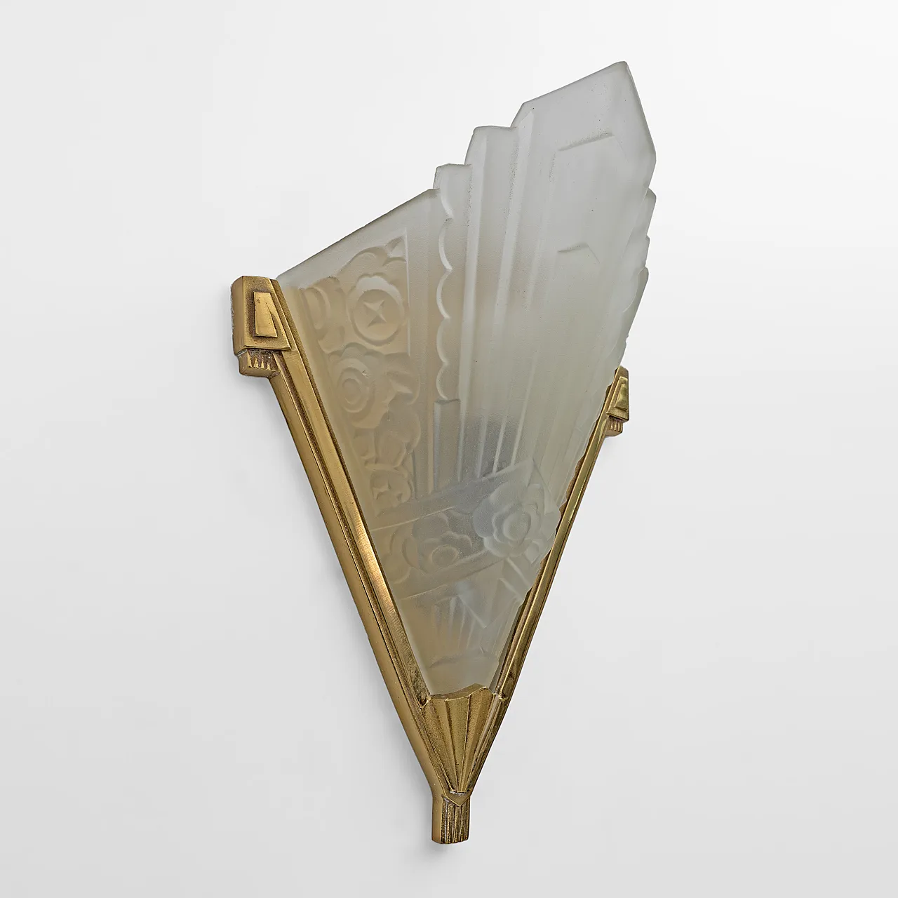 4 Art Deco lamps in pressed glass and brass, 1930s 12