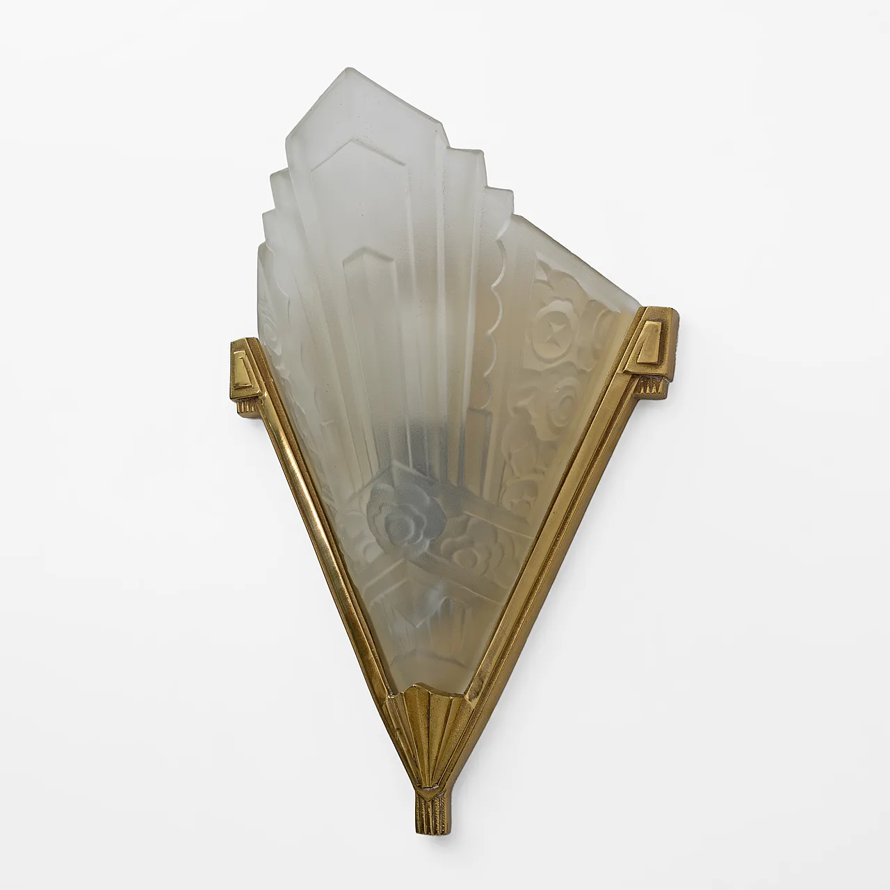 4 Art Deco lamps in pressed glass and brass, 1930s 15