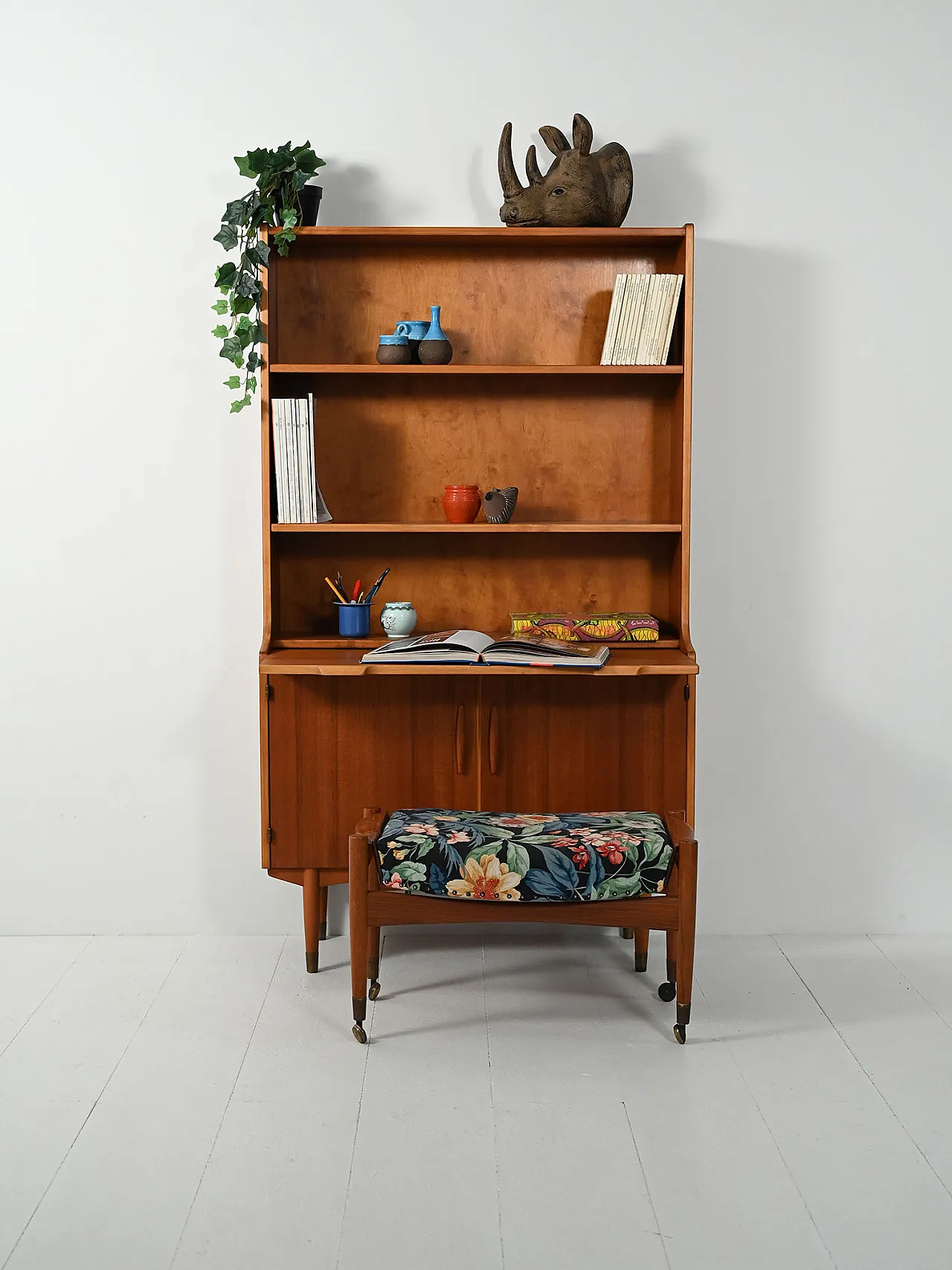 Libreria in teak di H.Troeds con scrittoio 1