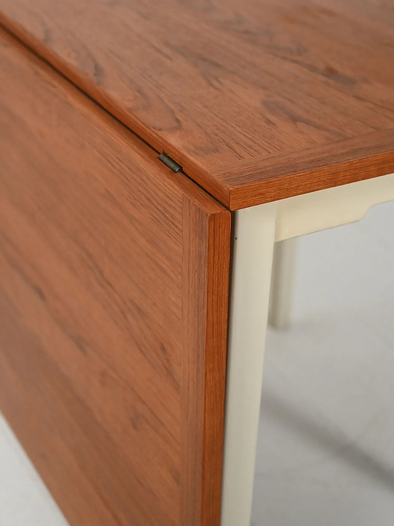 Tavolo pieghevole scandinavo, anni '50 7