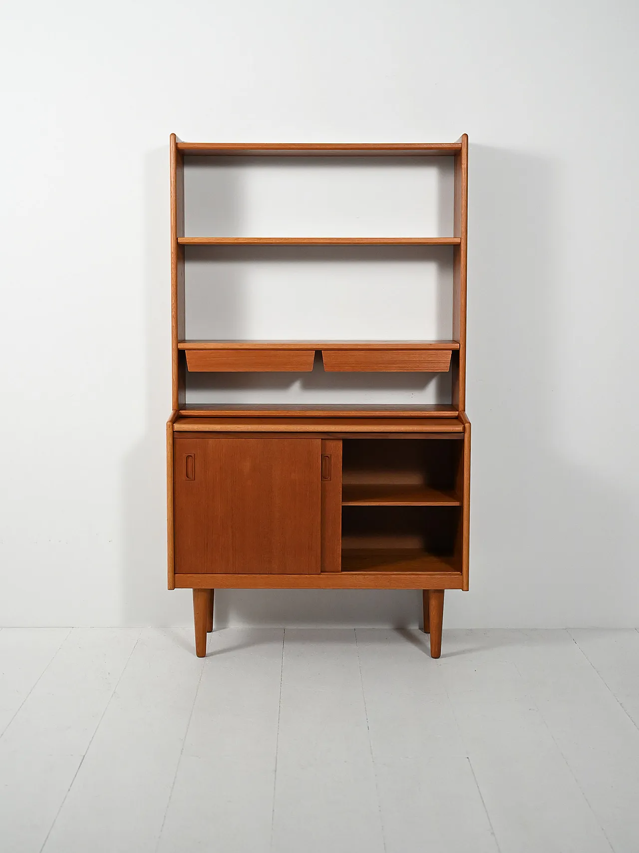 Libreria scandinava in teak con cassetti sospesi 3