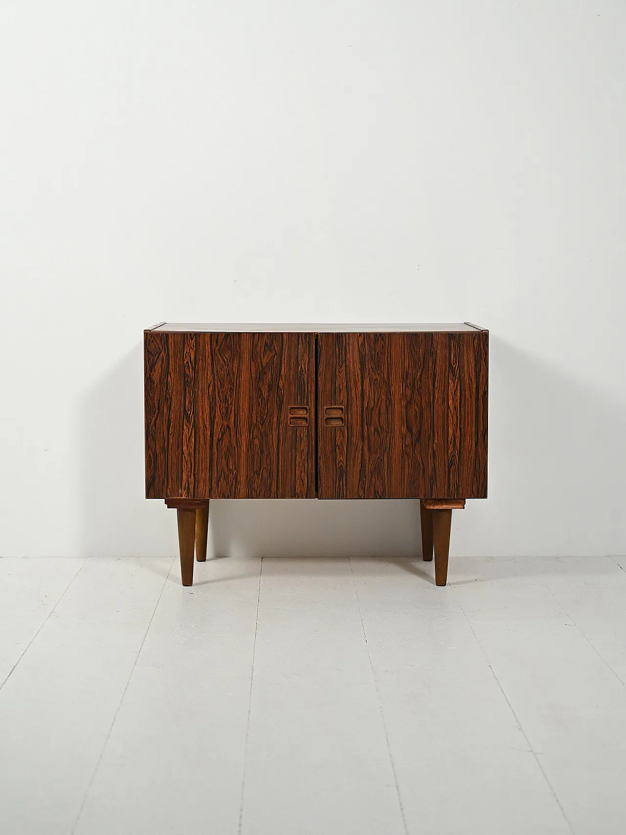 Cabinet danese Denka effetto palissandro 2