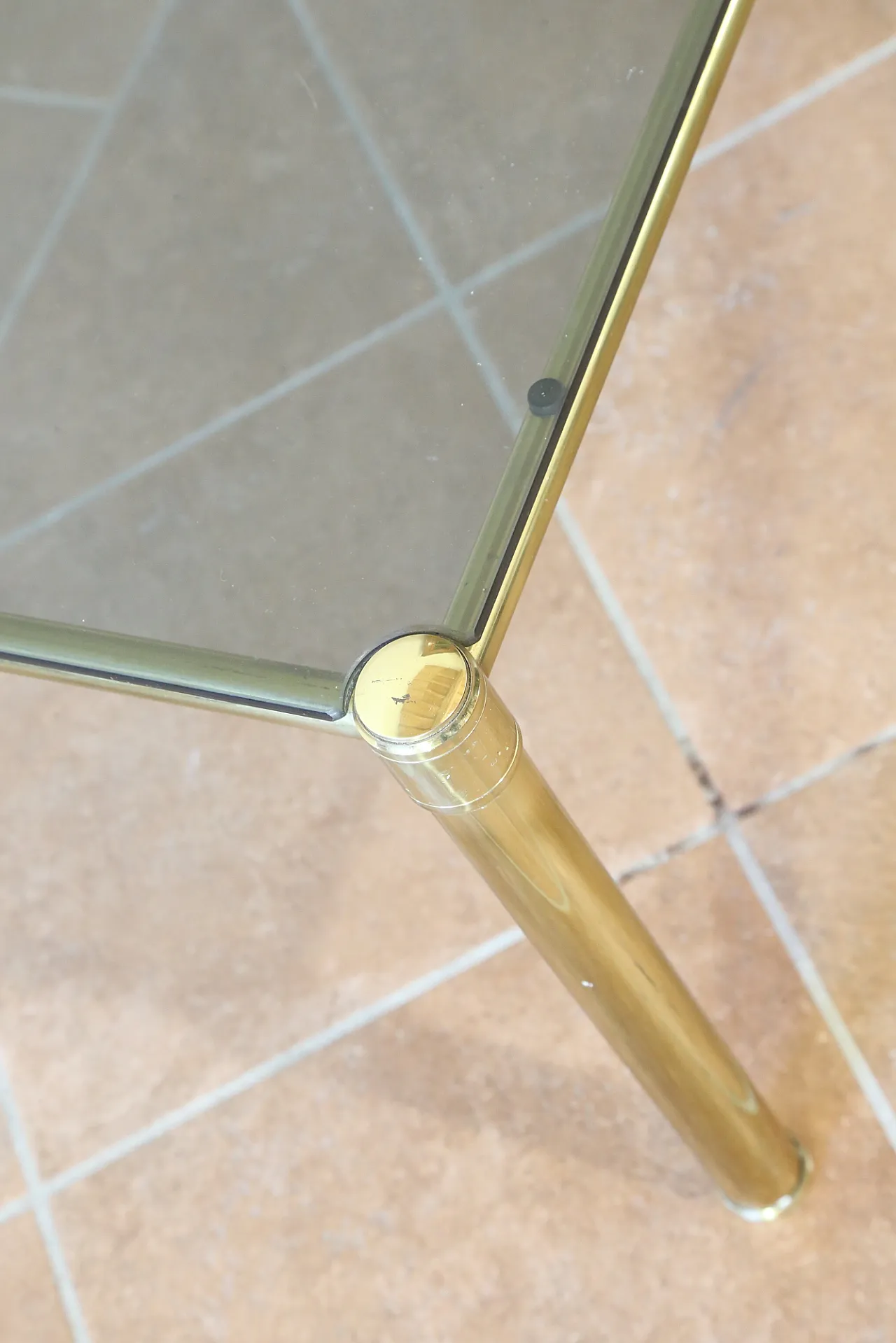 Coffee table in golden brass and glass, 70s 3