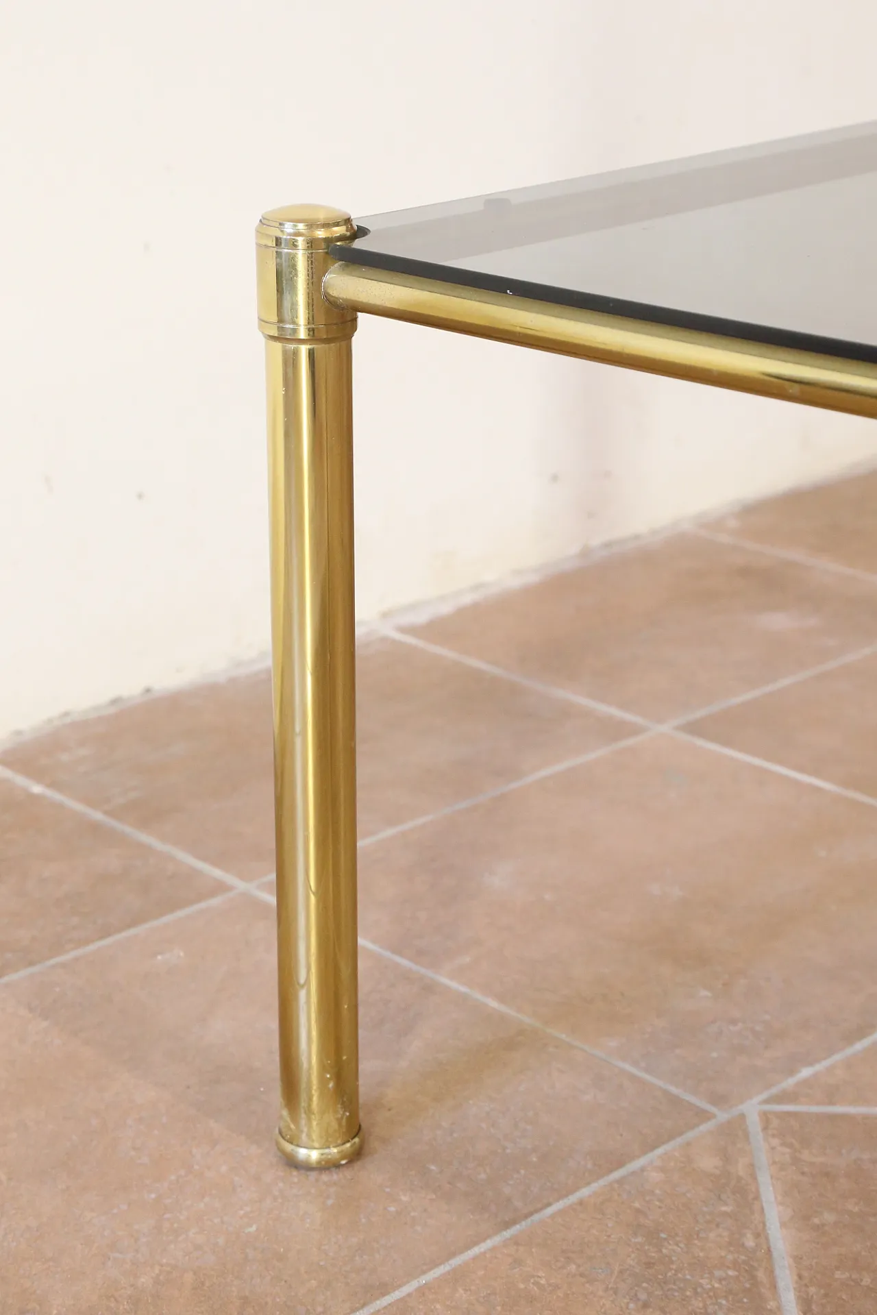 Coffee table in golden brass and glass, 70s 4