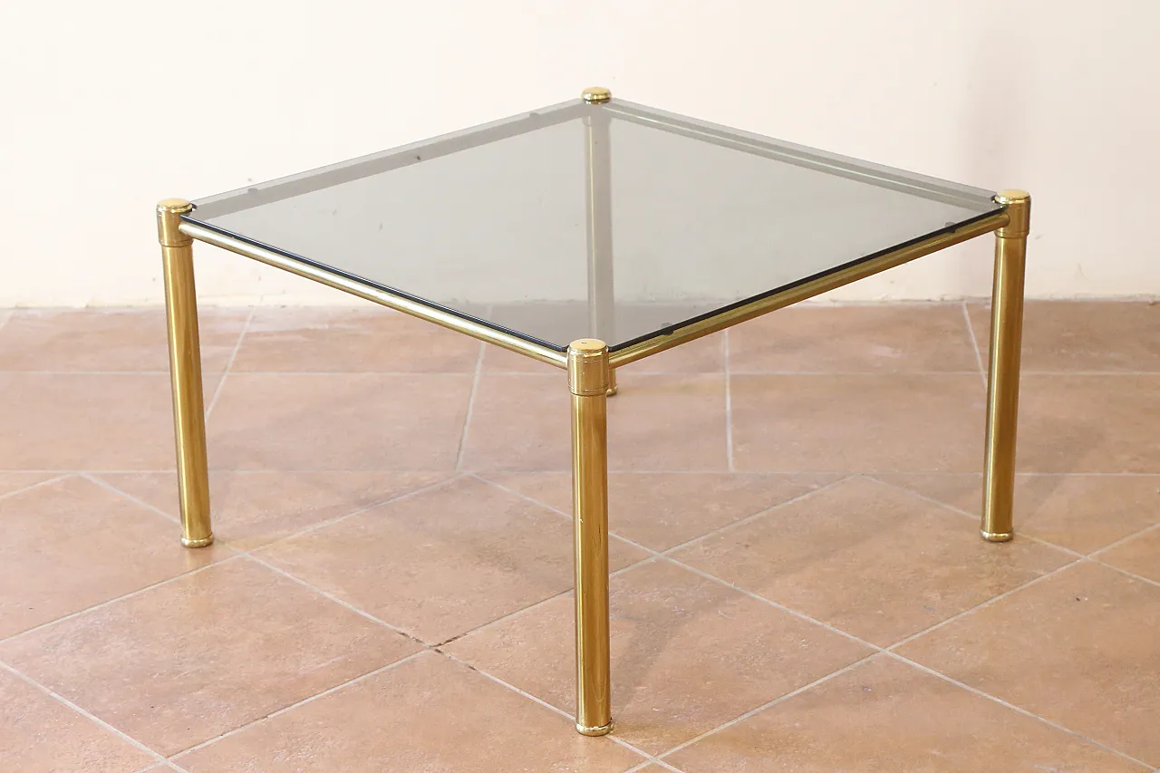 Coffee table in golden brass and glass, 70s 21