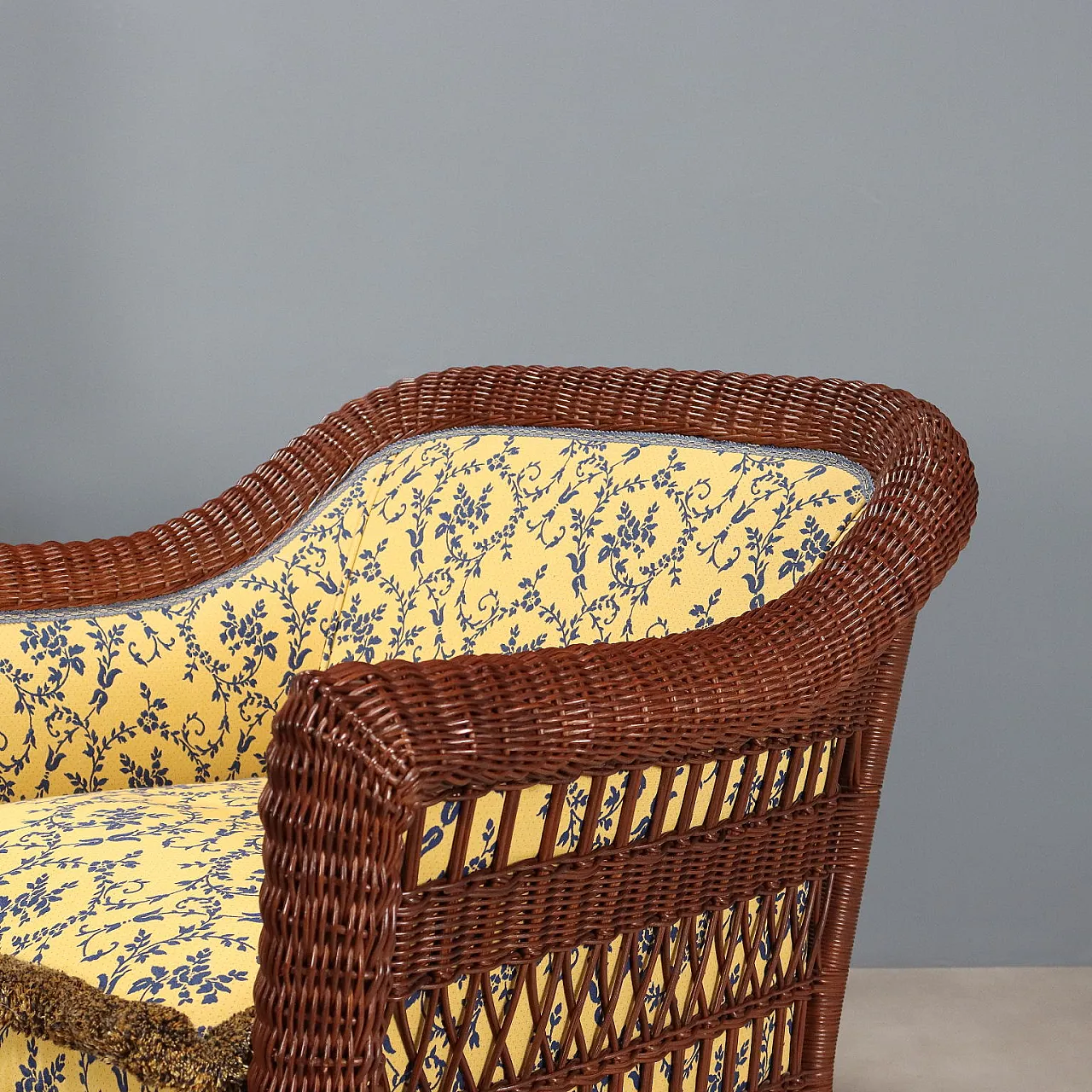 Pair of rattan armchairs with padded back and seat, 20th century 4