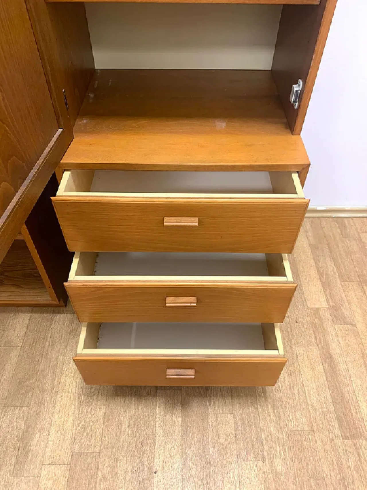 Coppia di cassettiere in legno impiallacciato, anni '70 7