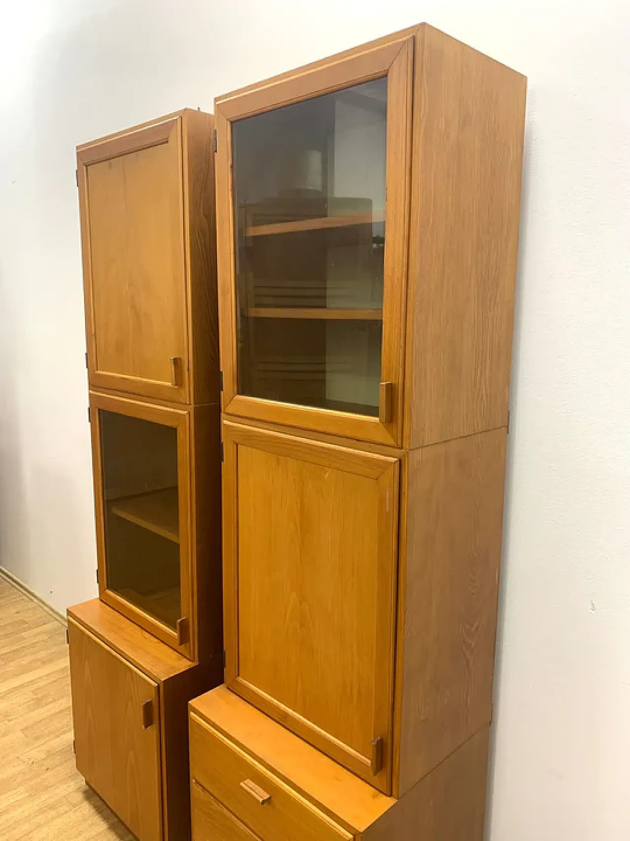 Coppia di cassettiere in legno impiallacciato, anni '70 9