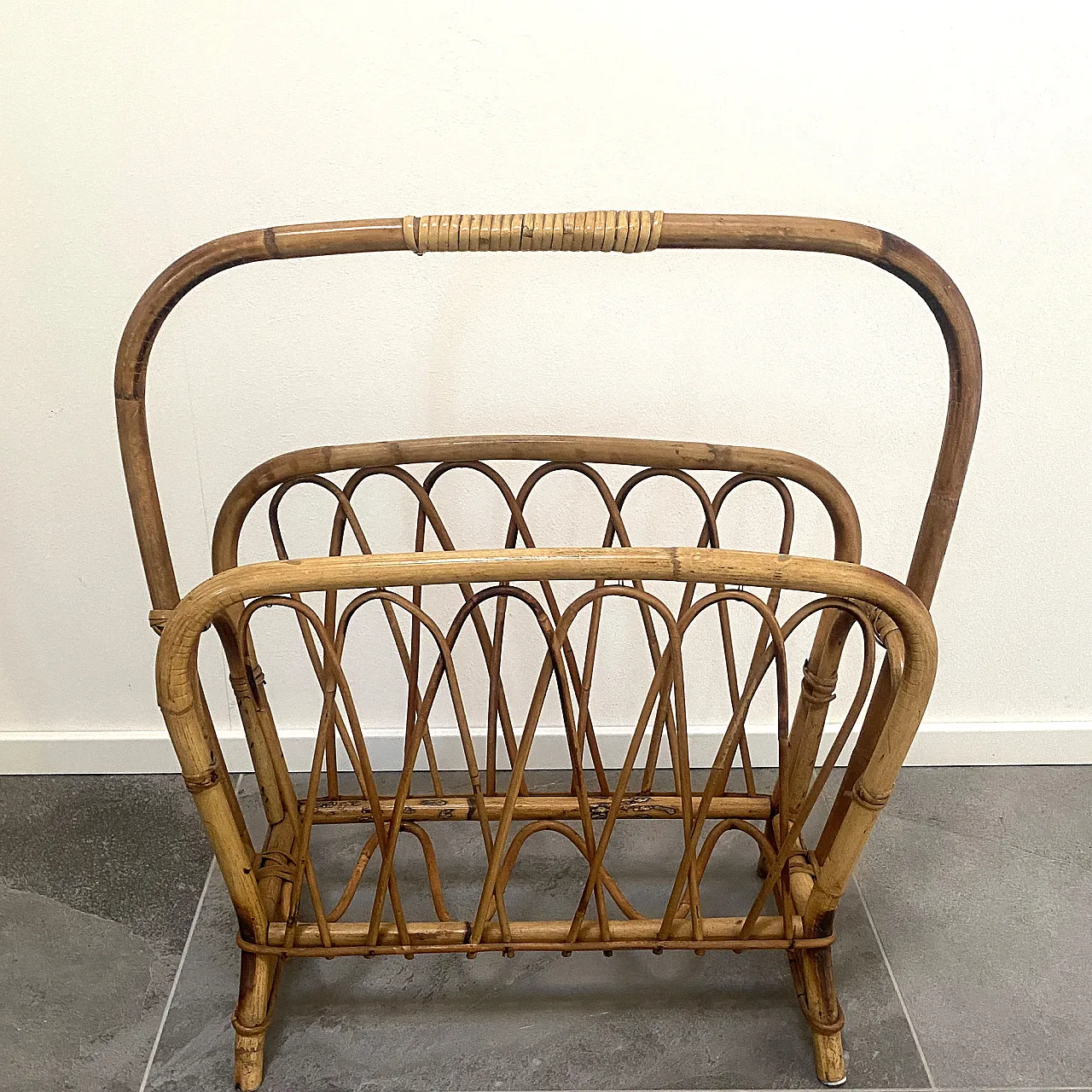 Bamboo magazine rack from the 70s 4