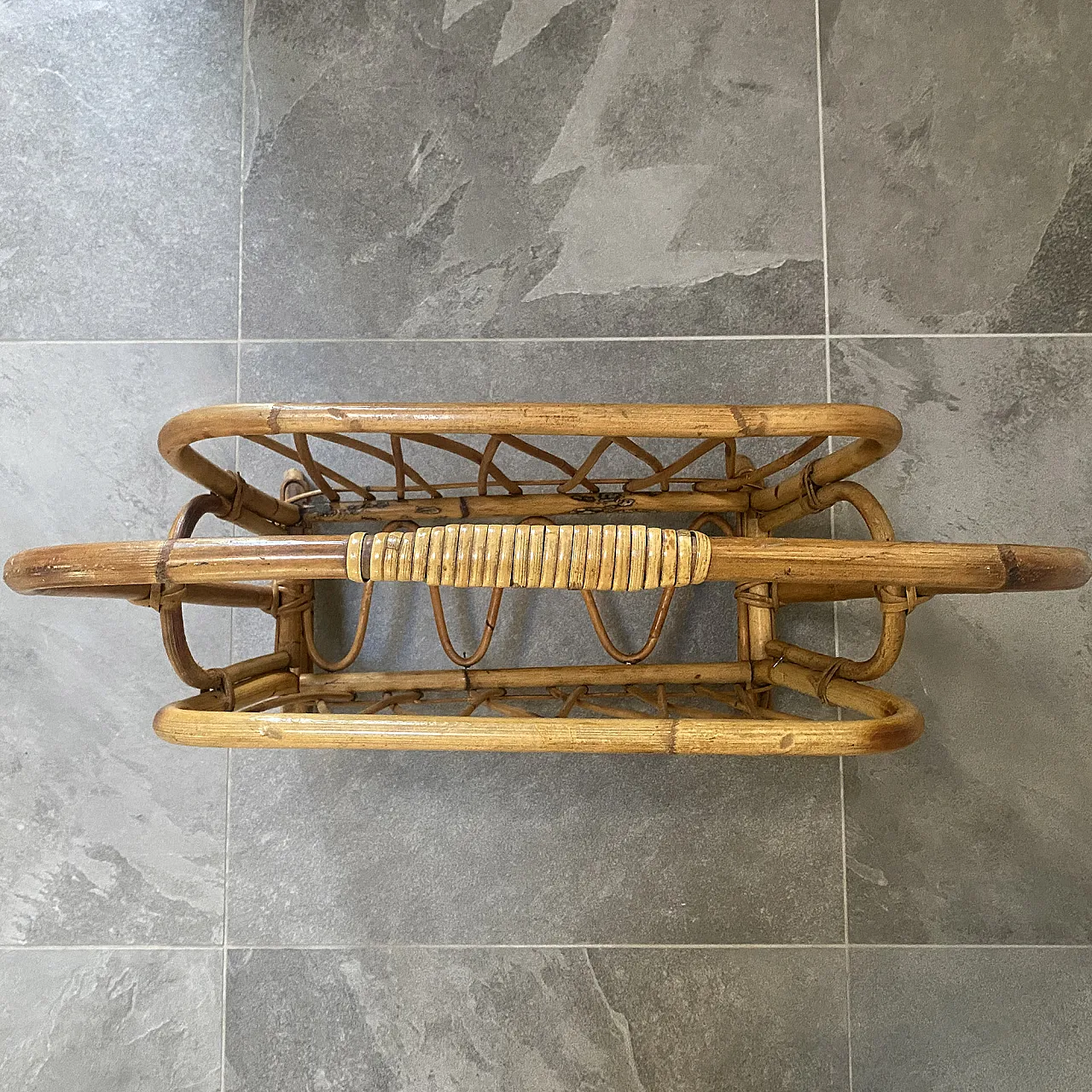 Bamboo magazine rack from the 70s 9