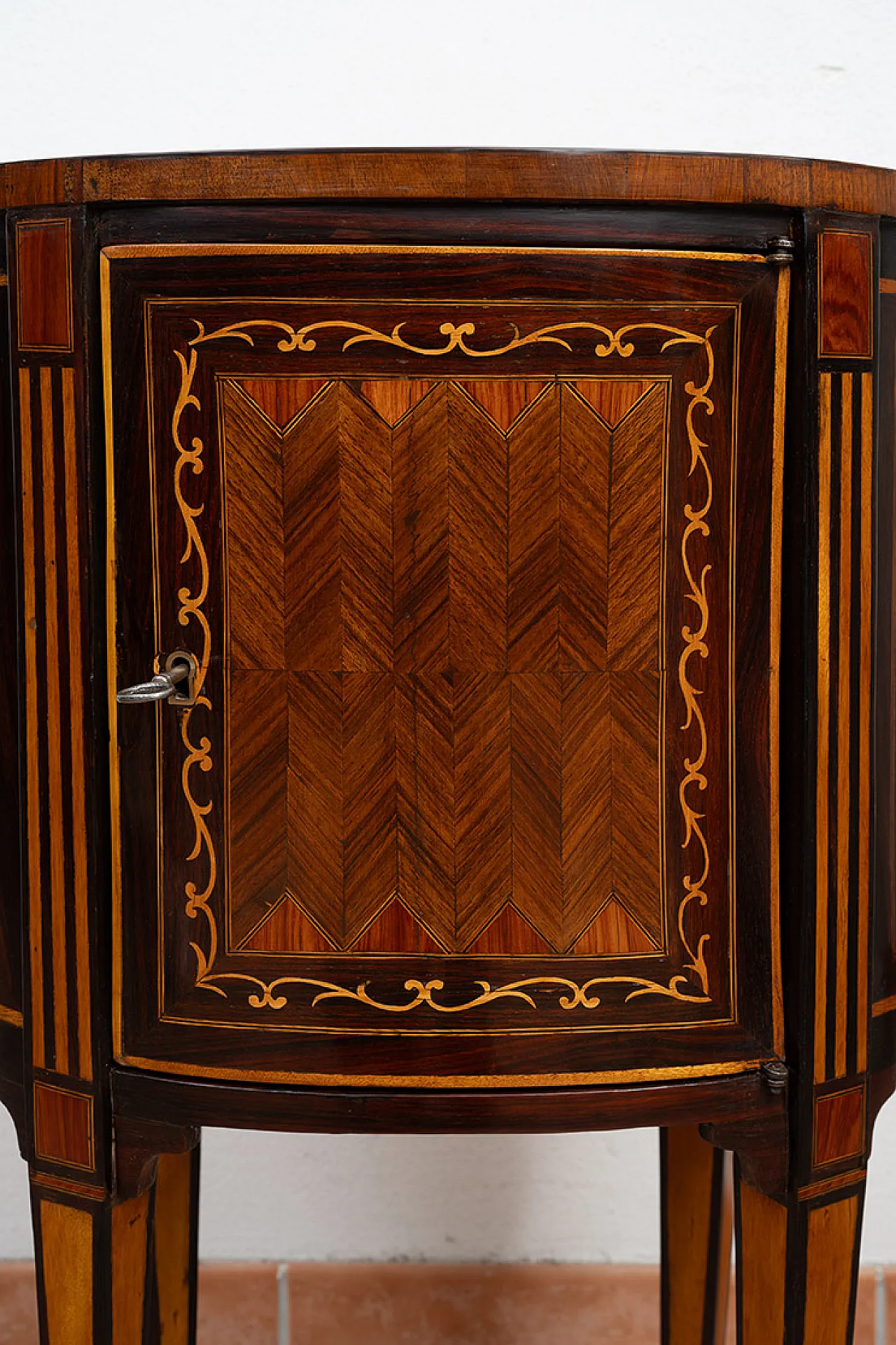 Louis XVI Neapolitan bedside table in polychrome wood, 19th century 5