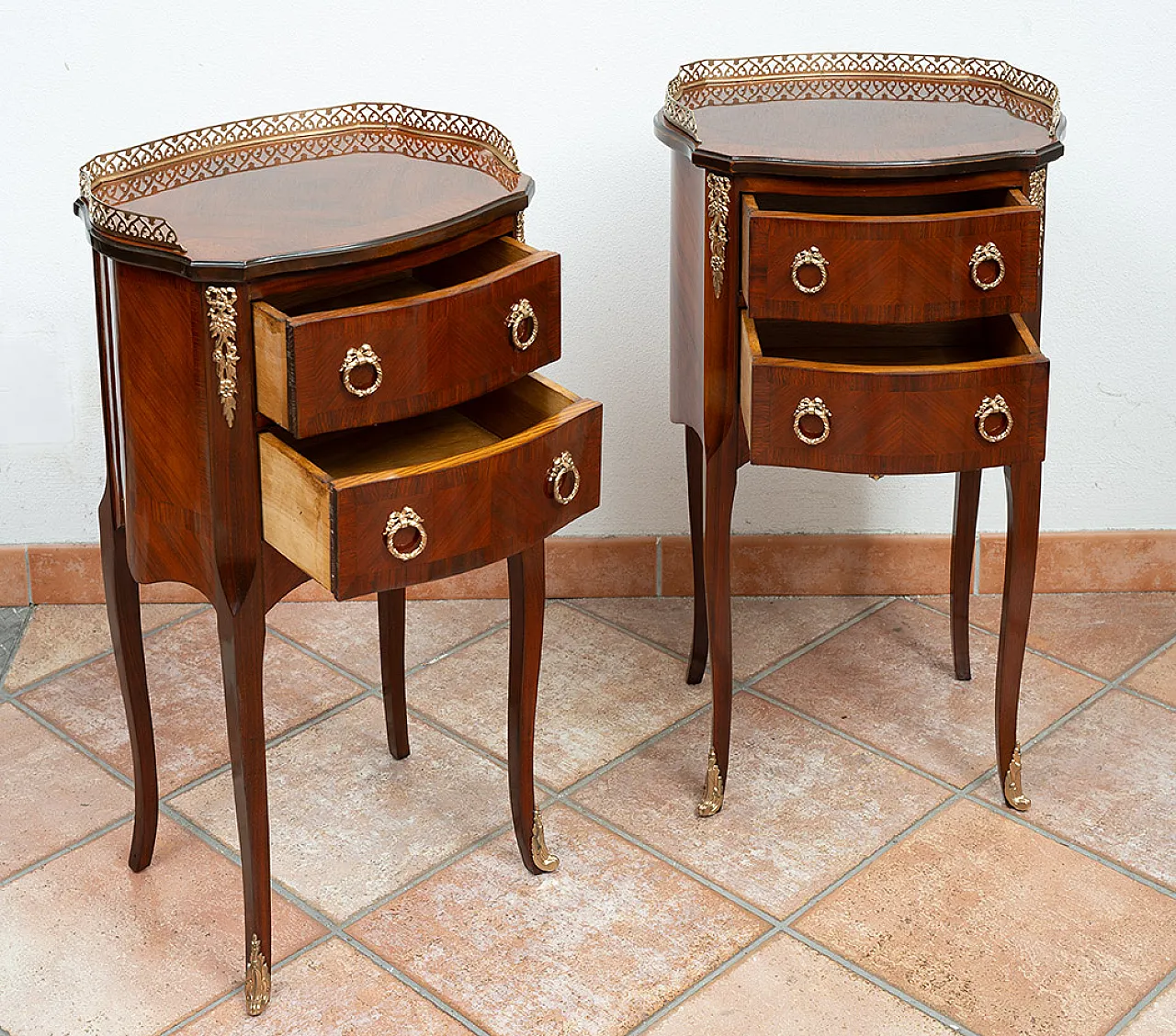 Coppia di comodini  Napoleone III in mogano, primo '800 2