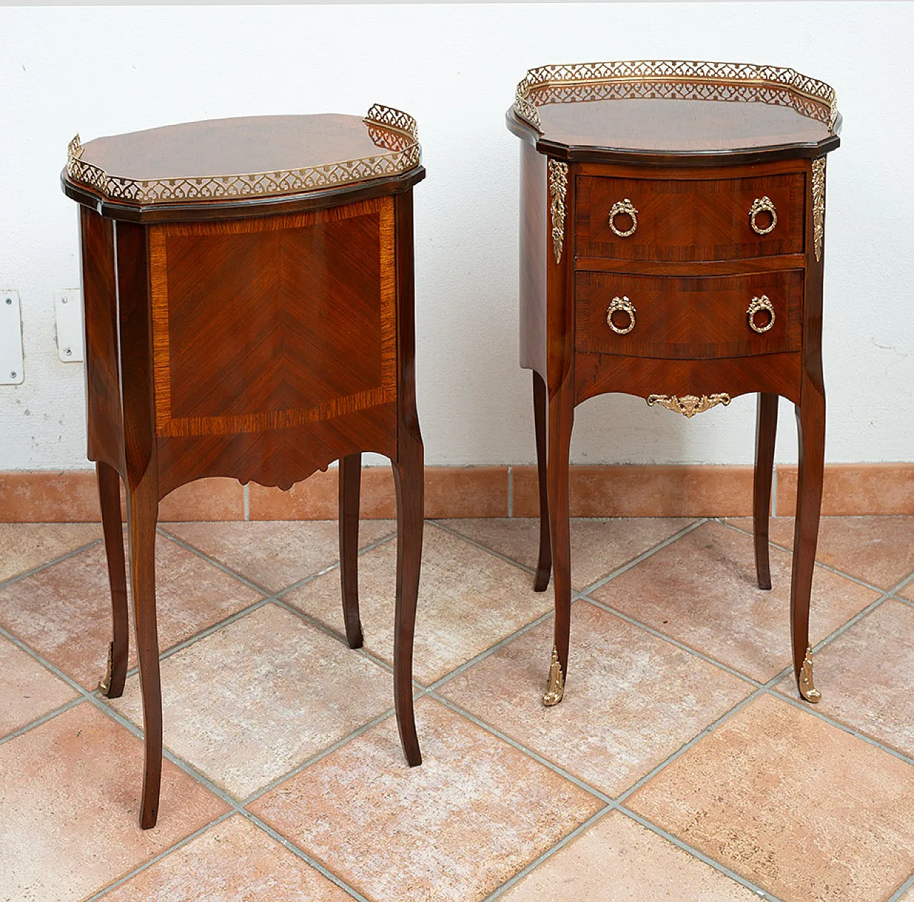 Coppia di comodini  Napoleone III in mogano, primo '800 3